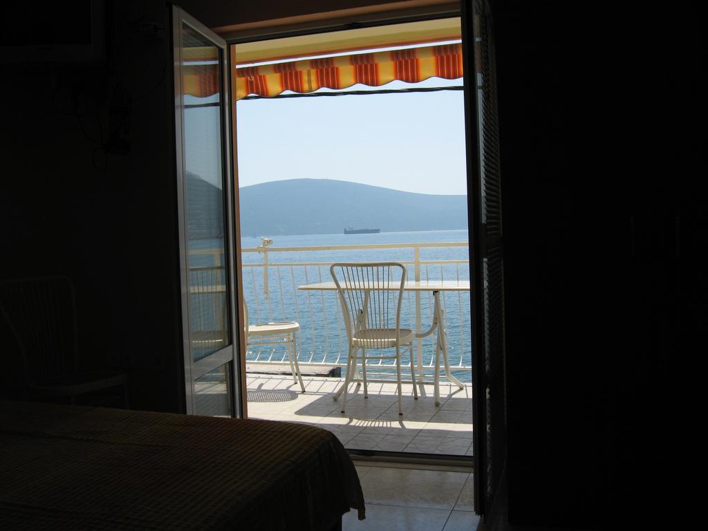 Apartments Olga Tivat Oda fotoğraf