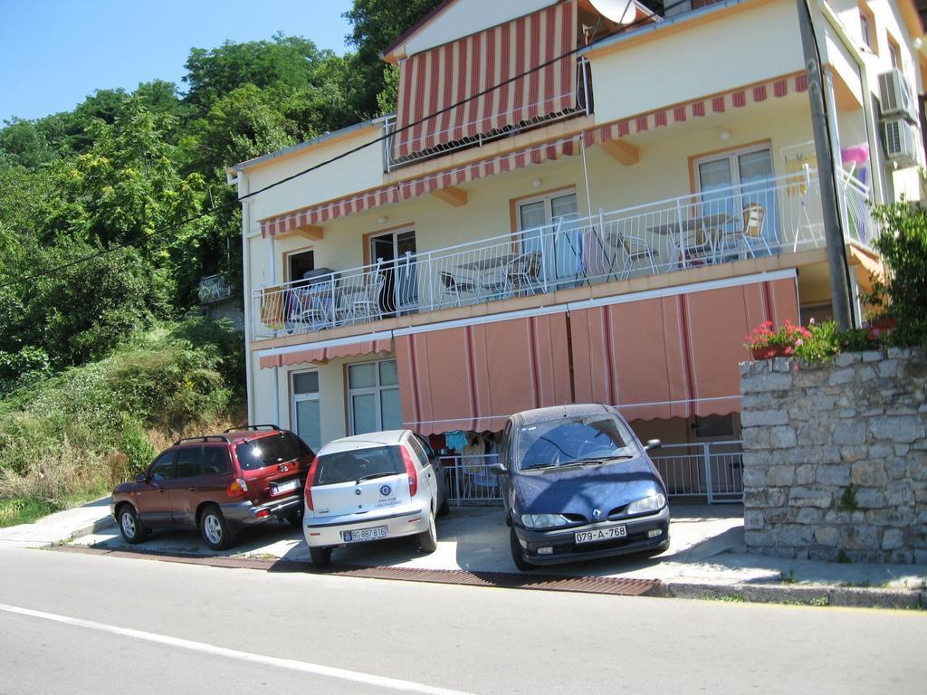 Apartments Olga Tivat Dış mekan fotoğraf